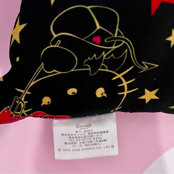 Hello Kitty Devil Pillow 🖤 - Picture 2 of 2